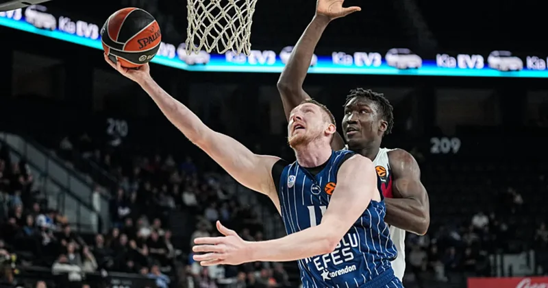 Anadolu Efes ten Rolands Smits ile ilgili sakatlık açıklaması!