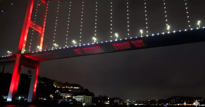 İstanbul Boğazı’nda da Eşref Tek