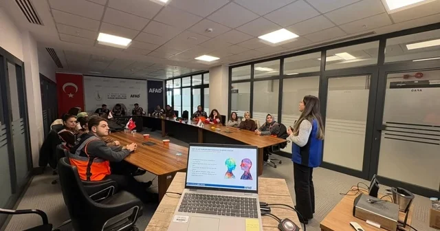 Kütahya da 21 gönüllüye AFAD eğitimi verildi Kütahya Haberleri