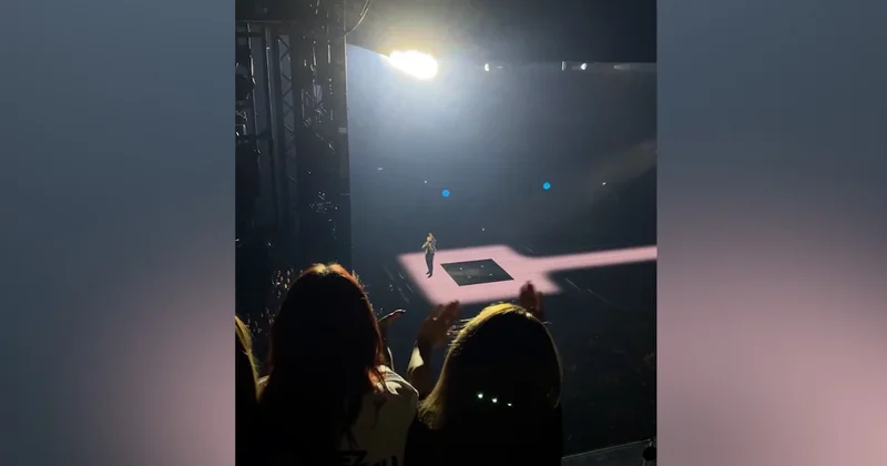 Tarkan dan sahneden Manifest kızlarına seslendi: Yolunuz açık olsun sizi seviyoruz Sözcü Gazetesi