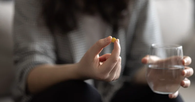 Bu hata ilacın tüm etkisini yok edebilir! İlaç içerken bu yiyecek içeceklerden uzak durun!