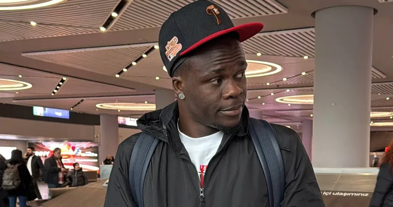 Resmi Junior Olaitan, Beşiktaş a imzayı attı