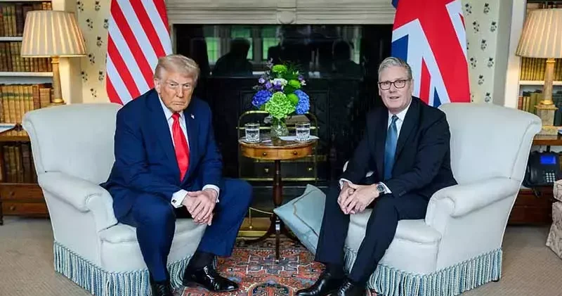 İngiltere Başbakanı Starmer, ABD Başkanı Trump ile telefonda görüştü