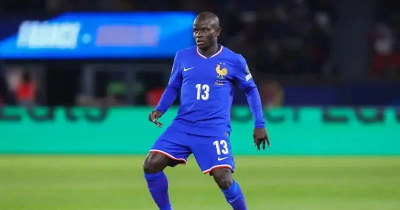 Dünyaca ünlü futbolcu N golo Kante resmen Fenerbahçe de