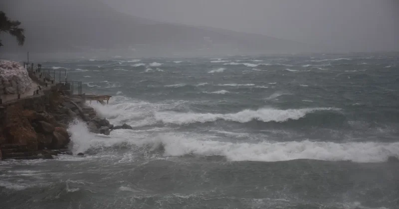 Fırtına uyarısı bu kez Ege kıyıları için yapıldı Sözcü Gazetesi