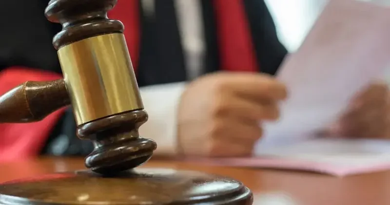 Müvekkillerini dolandıran avukata 13 milyon TL para, 10 yıl hapis cezası Gündem Haberleri