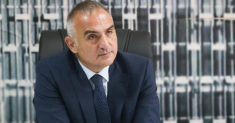 Kültür ve Turizm Bakanı Mehmet Nuri Ersoy a iftira attı, bir liralık tazminat davasını kaybetti