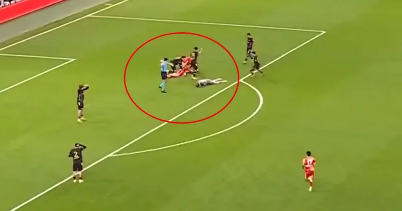 Ambulansla oyundan çıktı! Galatasaray İstanbulspor maçında korku dolu dakikalar