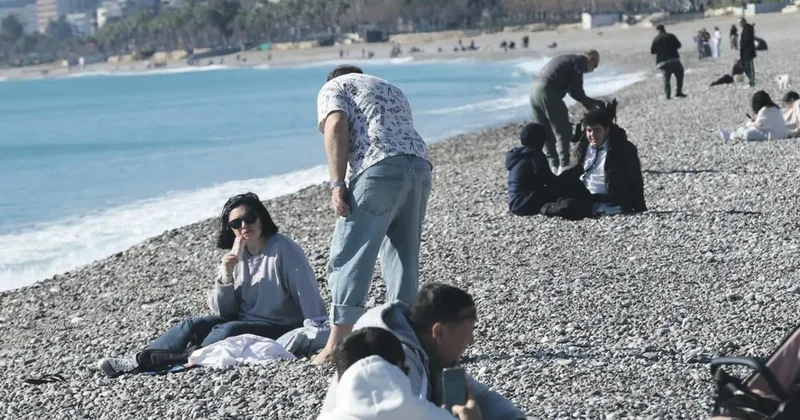 Doğu’da kar Güneyde deniz keyfi