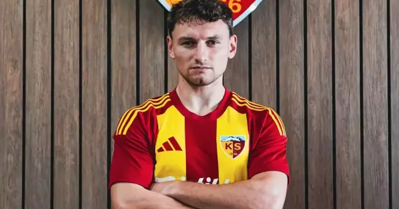 Rus santrfor Fedor Chalov, artık gollerini Süper Lig de atacak! İmzaya geldi