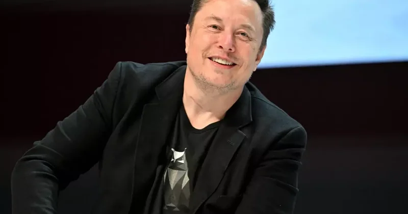 Musk tarihte 850 milyar dolar servete ulaşan ilk insan oldu