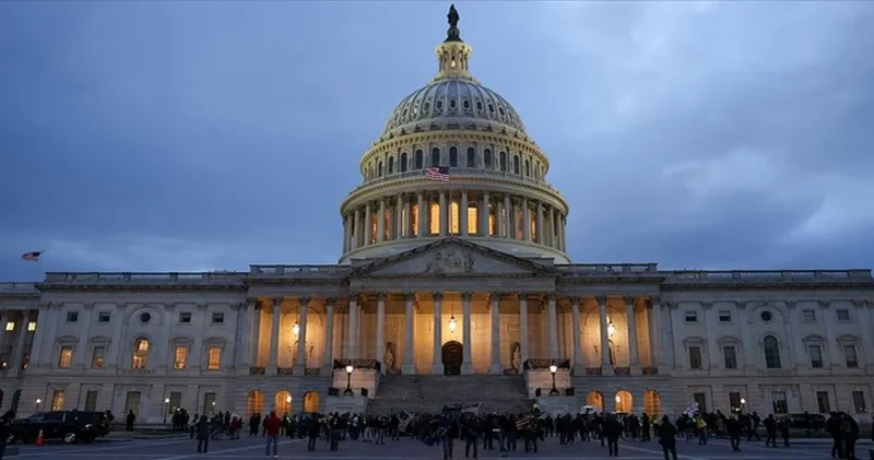 ABD’de hükümet resmen geri açıldı