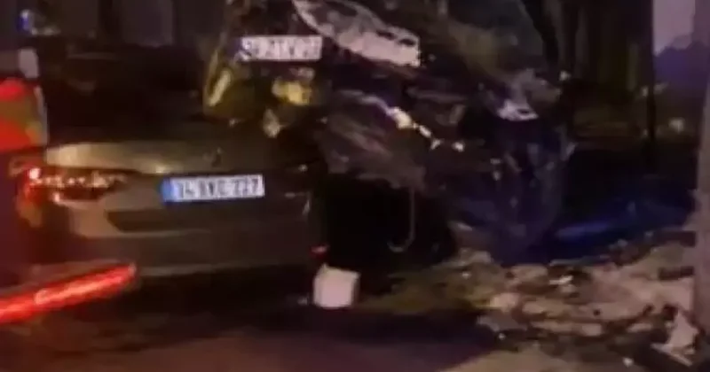 Otomobil araçların üstünden uçup iş yerine girdi: Kaçan sürücü yakalandı