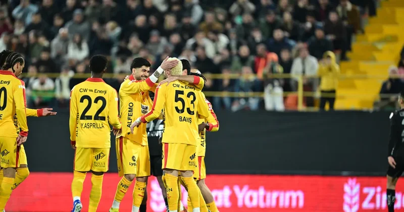 Son dakika haberi: Galatasaray, Türkiye Kupası’nda çeyrek finalde! Cimbom, Alanyaspor’u 2 golle geçti…