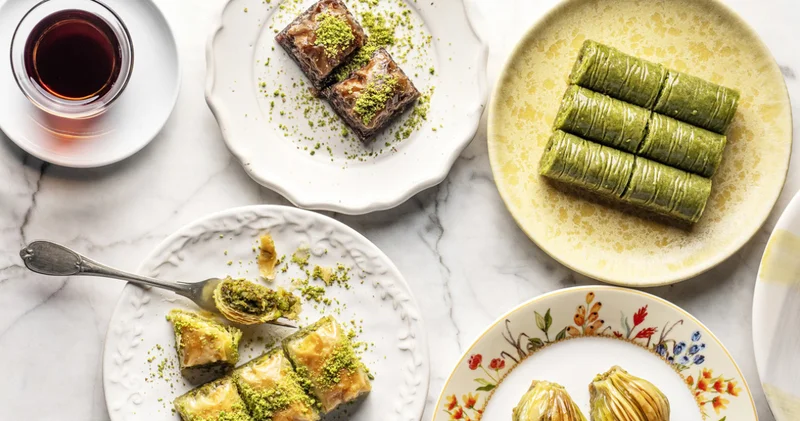 İftar sonrası tatlı krizine sağlıklı çözümler: Şerbetli tatlılar yerine ne tercih edilmeli? Sağlık Haberleri