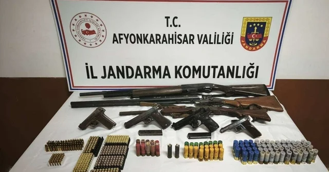 Ruhsatsız silah operasyonunda bir kişi gözaltına alındı Afyonkarahisar Haberleri