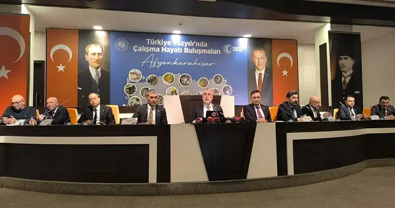 Bakan Işıkhan: Türkiye, coğrafyamızı huzura kavuşturacak her türlü diplomatik adımın yanında yer alacaktır