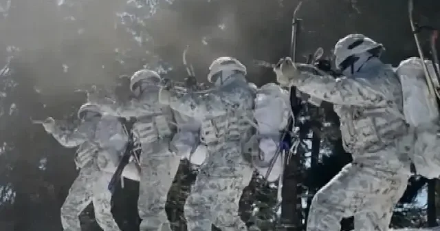 MSB paylaştı: Mehmetçikten Sarıkamış ta dondurucu soğukta tatbikat VİDEO İZLE