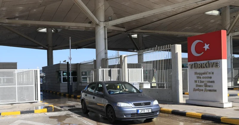 Edirne sınır kapılarından 2025 te yaklaşık 14 milyon yolcu geçiş yaptı