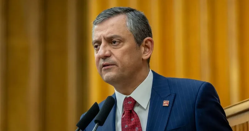 Özgür Özel den iktidara çağrı! Trump ın barış masasında oturmak büyük ayıp