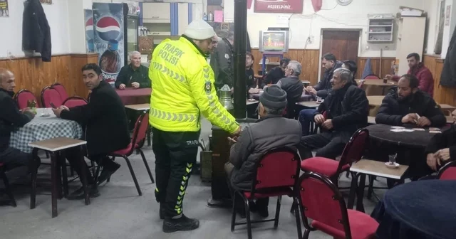 Tomarza da vatandaşlar trafik ve dolandırıcılık konularında bilgilendirildi Kayseri Haberleri