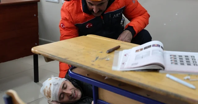 Elazığ da okullarda deprem tatbikatı Elazığ Haberleri