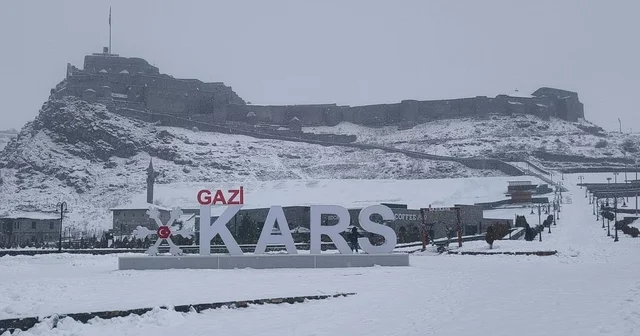 Kars ta güneşli hava yerini kara bıraktı Kars Haberleri