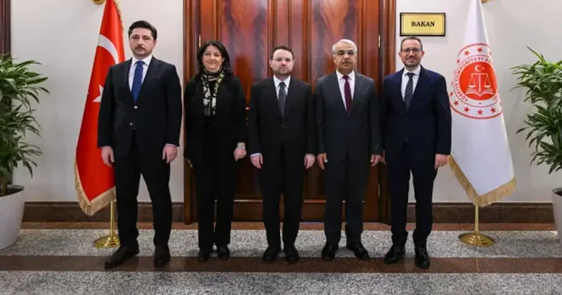 Bakan Gürlek, DEM Parti heyeti ile görüştü: Terörsüz Türkiye mesajı