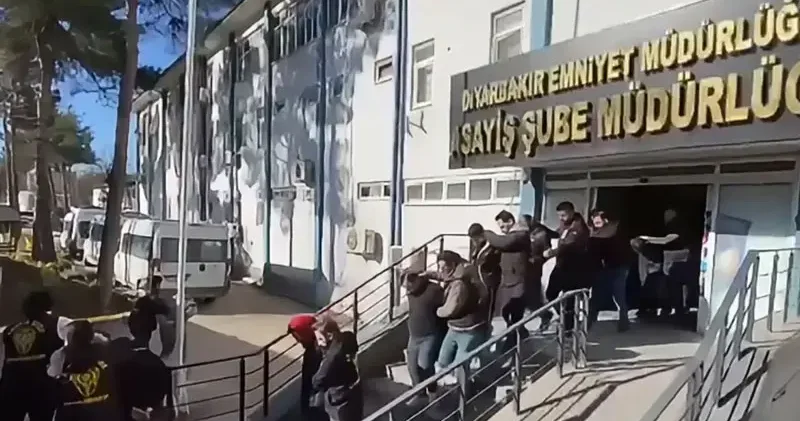 Sahte ‘araç muayene randevusu’ dolandırıcılığına 14 ilde ‘Son istasyon’ operasyonu: 25 tutuklama