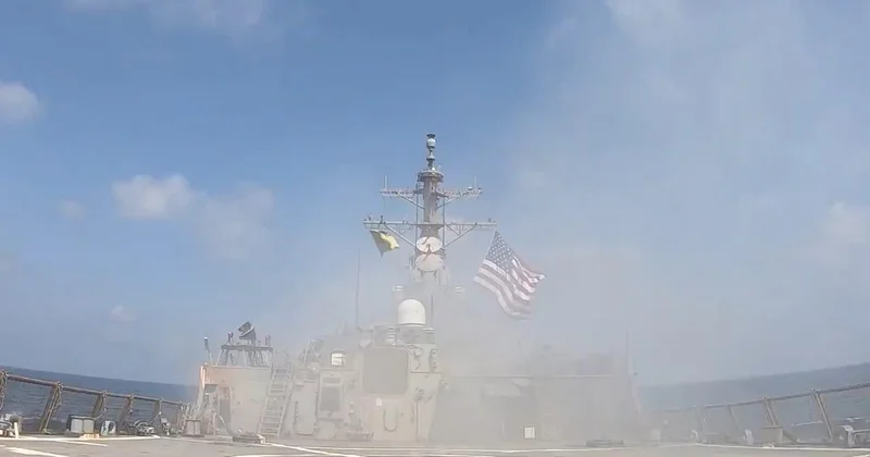 ABD: İran da yaklaşık 2 bin hedefi vurduk, 17 gemi batırdık