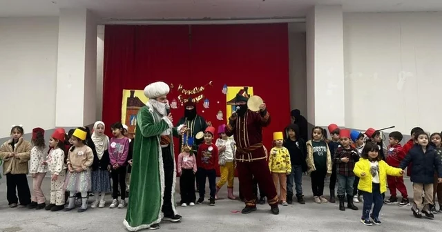 Çavdarhisar da Hacivat, Karagöz ve Nasreddin Hoca gösterisi Kütahya Haberleri