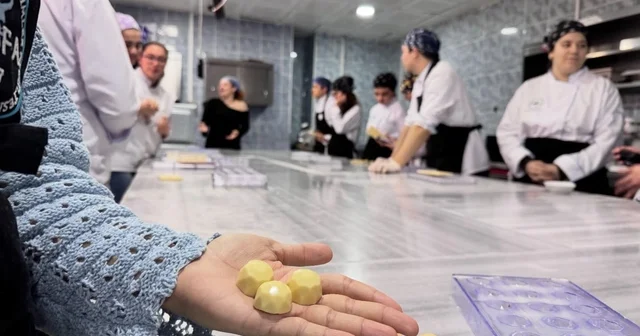 Balıkesir Üniversitesi nde çikolata atölyesi düzenlendi Balıkesir Haberleri