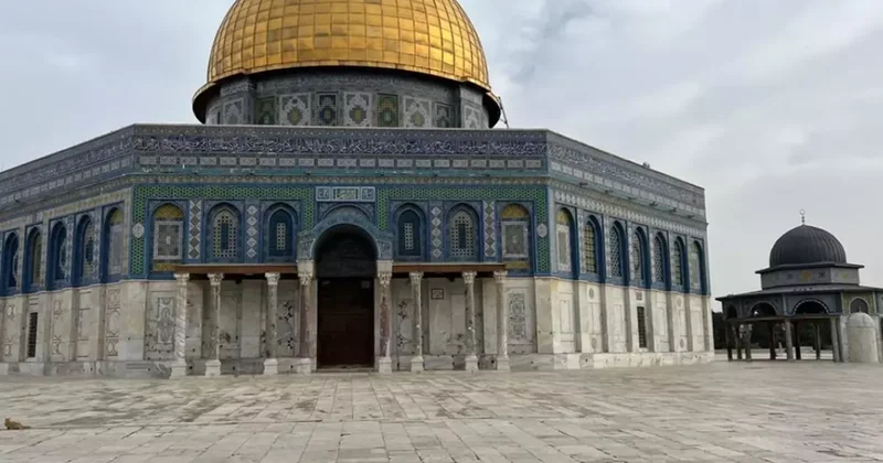 İsrail, Kudüs ve El Halil deki Kutsal Mekanları Kapalı Tutuyor