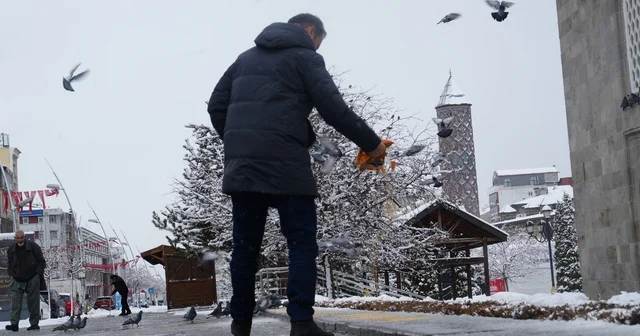 Doğu da kar yağışı devam ediyor Erzurum Haberleri