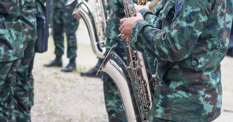 İsveç ordusu yeniden silahlanıyor: Mermi değil, 431 milyonluk klarnet ve borazan alıyor! Sözcü Gazetesi