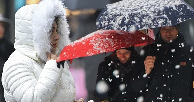 Meteoroloji tarih verdi: Kar, sağanak ve fırtına geri geliyor! Karadeniz üzerinden geliyor, kuvvetli olacak
