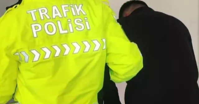 Gaziantep te saldırı amacıyla aracından inen sürücüye 180 bin TL ceza Sürücü belgesine 60 gün süreyle el konuldu, aracı trafikten men edildi Gaziantep Haberleri