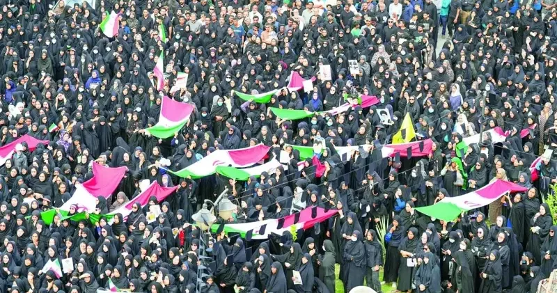 165 kız öğrenciye gözyaşı Dünya Haberleri