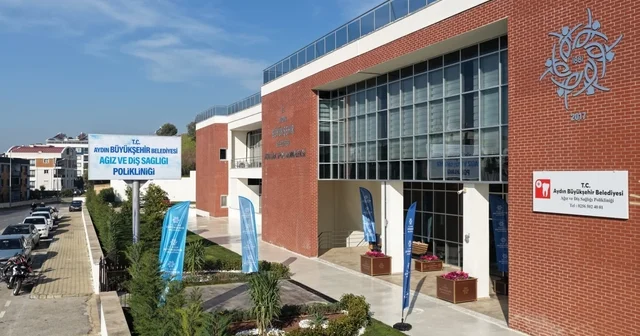 Başkan Çerçioğlu, Ağız ve Diş Sağlığı Polikliniği ni Aydın a kazandırdı Aydın Ağız Ve Diş Sağlığı Polikliniği nin ilk gününde vatandaşlardan yoğun ilgi Aydın Haberleri