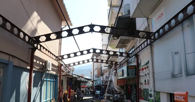 Bozdoğan da Simit Pazarı Sokağı geçici olarak araç trafiğine kapatıldı Aydın Haberleri