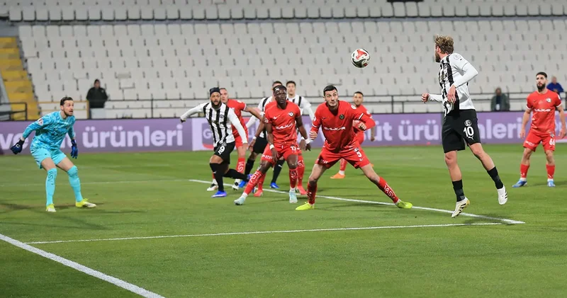 Fenerbahçe de tutunamadı: TFF 1. Lig ekibini uçurup Amedspor un dibine getirdi