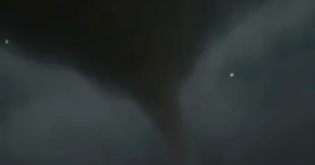 Mardin’de sağanak öncesi ortaya çıkan dev hortum saniye saniye kaydedildi VİDEO İZLE