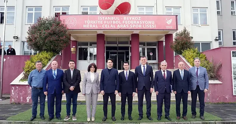 Muhammet Macit, Yusuf Yerkel ve Emrah Bayraktar, TFF Meral Celal Aras Spor Lisesi nde incelemelerde bulundu