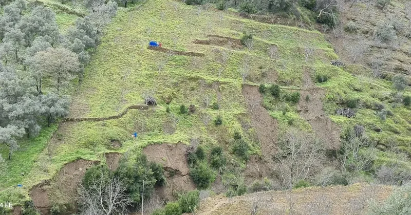 Aydın’da sağanak yağışlar sonrası dağlarda heyelan oluştu