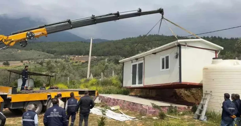 Tarım arazilerindeki kaçak yapılar kaldırılıyor