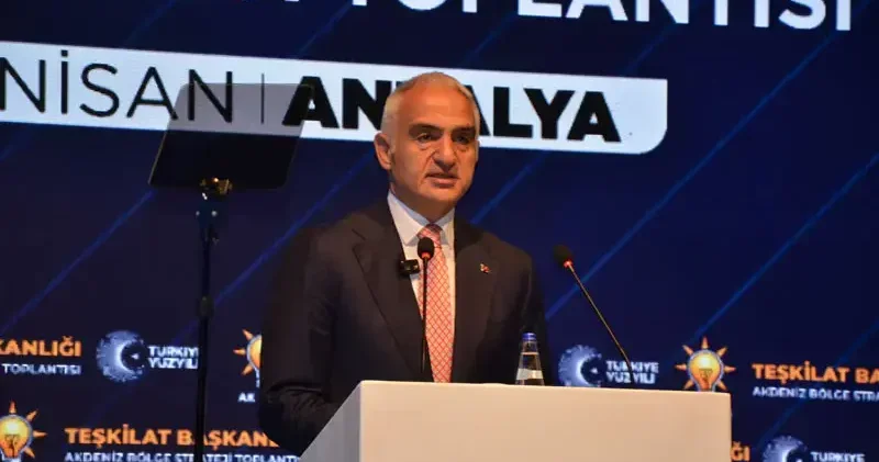 Bakan Ersoy: Artık her yıl kendini aşan ve yeni rekorlar kıran bir Türk turizmi var