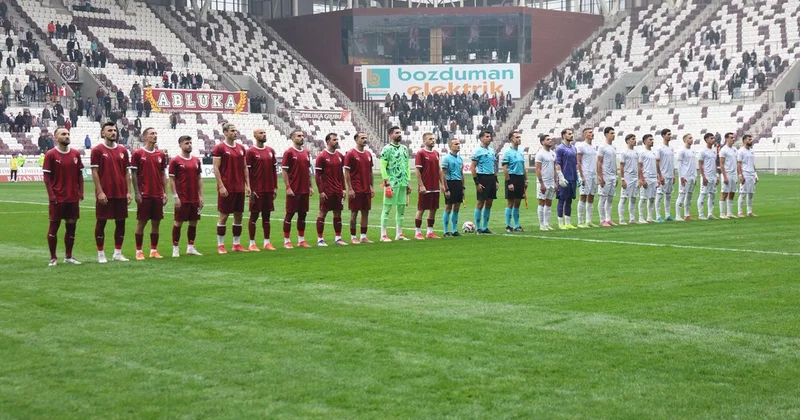 Süper Lig de de mücadele etmişti! 98 yıllık tarihi kulüp küme düştü