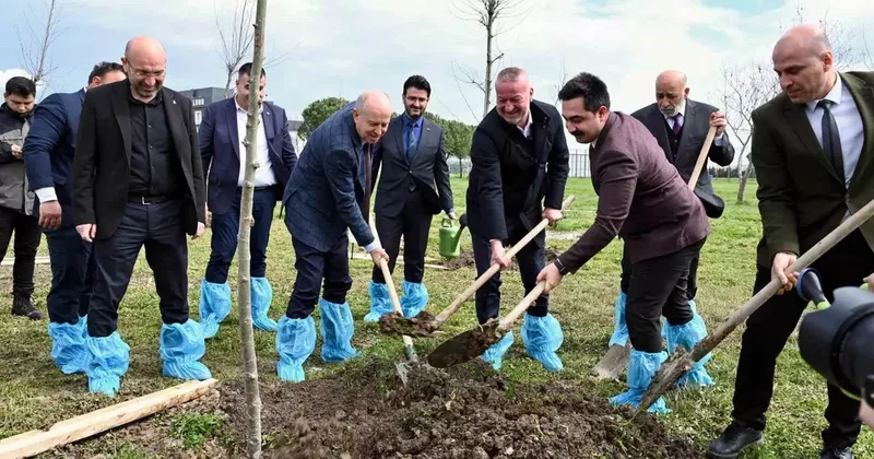Bursa’nın fethinin 700’üncü yılında Karacabey’de fidanlar toprakla buluştu
