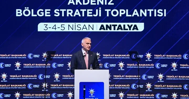 Son 8 yılda turizmde yüzde 109 artış! Bakan Ersoy: Türkiye kültür ve turizmde küresel güç olmaya devam ediyor