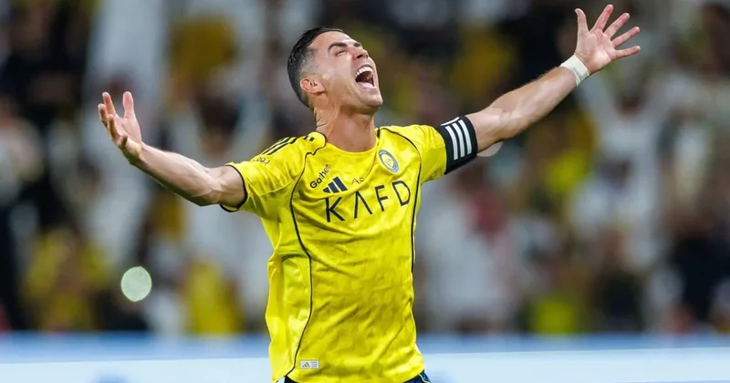 Ronaldo penaltı atarken Bismillah çekti! Paylaşım rekoru kırdı Sözcü Gazetesi